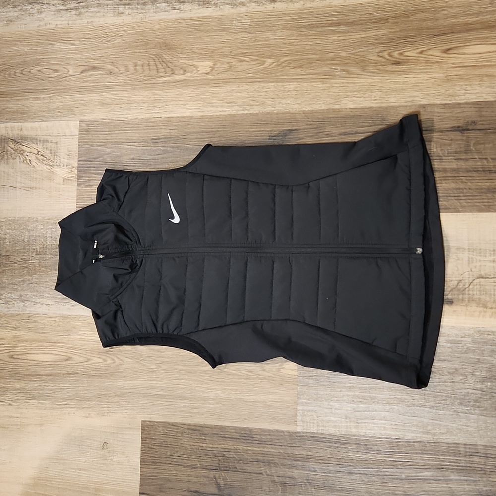 Nick running vest